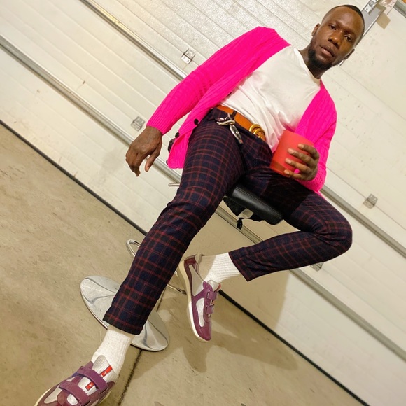 Meet your Posher, Edric - Picture 6 of 6